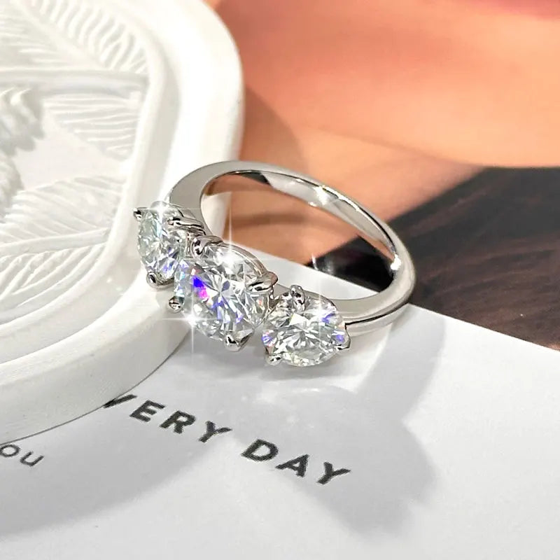 4CT Moissanite Ring
