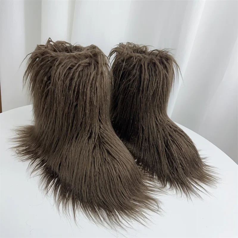 Fur Snow Boots for Winter.