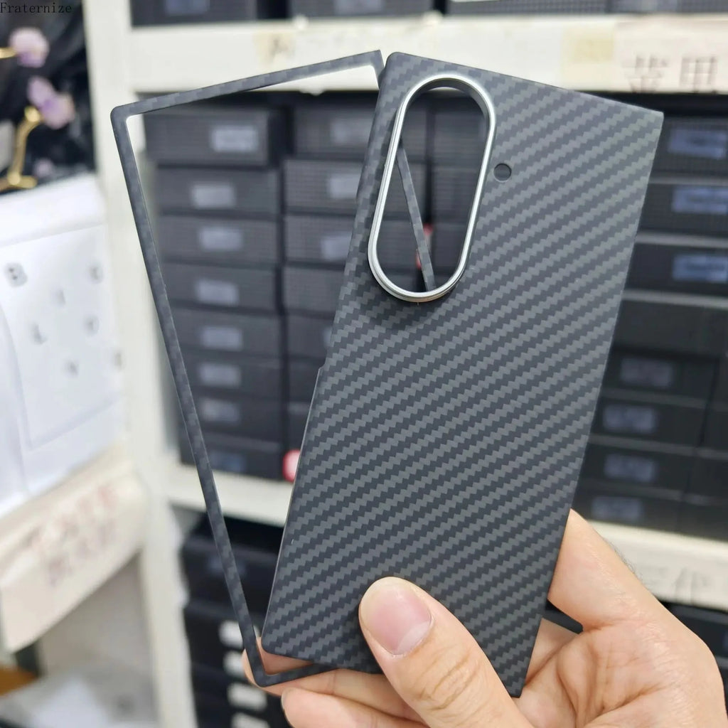 Galaxy Z Fold 7 Shockproof Carbon Fiber Phone Case.