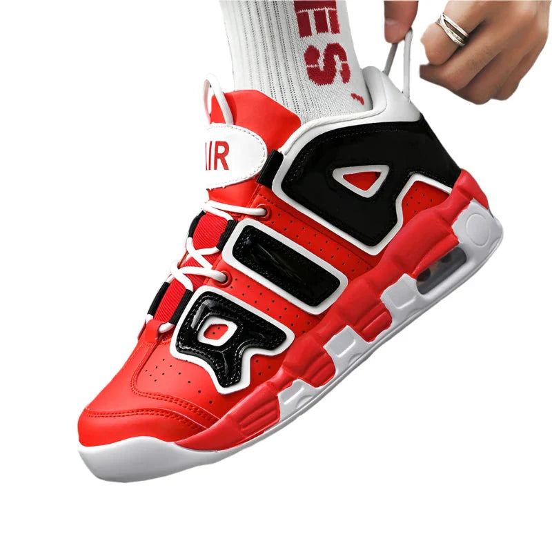 New Fashion Style Quality Men's Sports Sneakers.