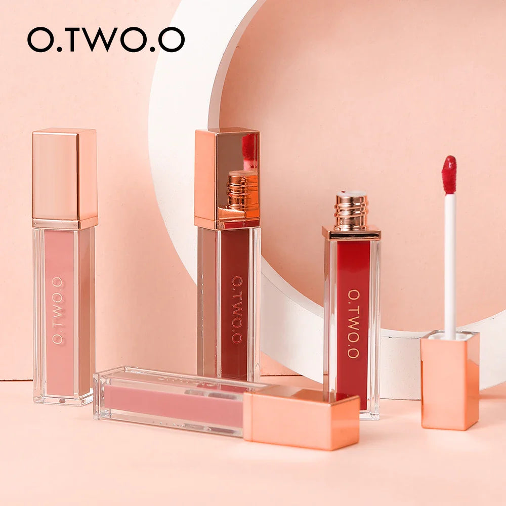 O.TWO.O Matte Lipstick