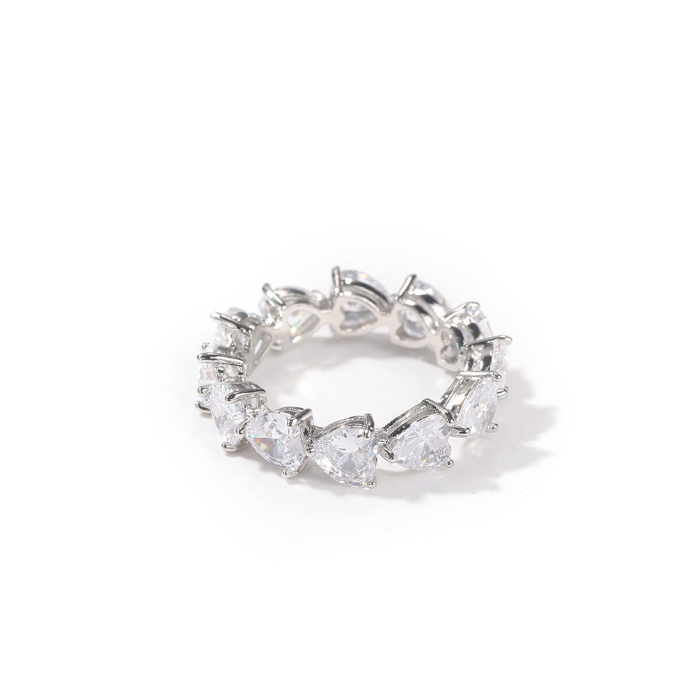 Hip-hop single-row heart-shaped zircon rings